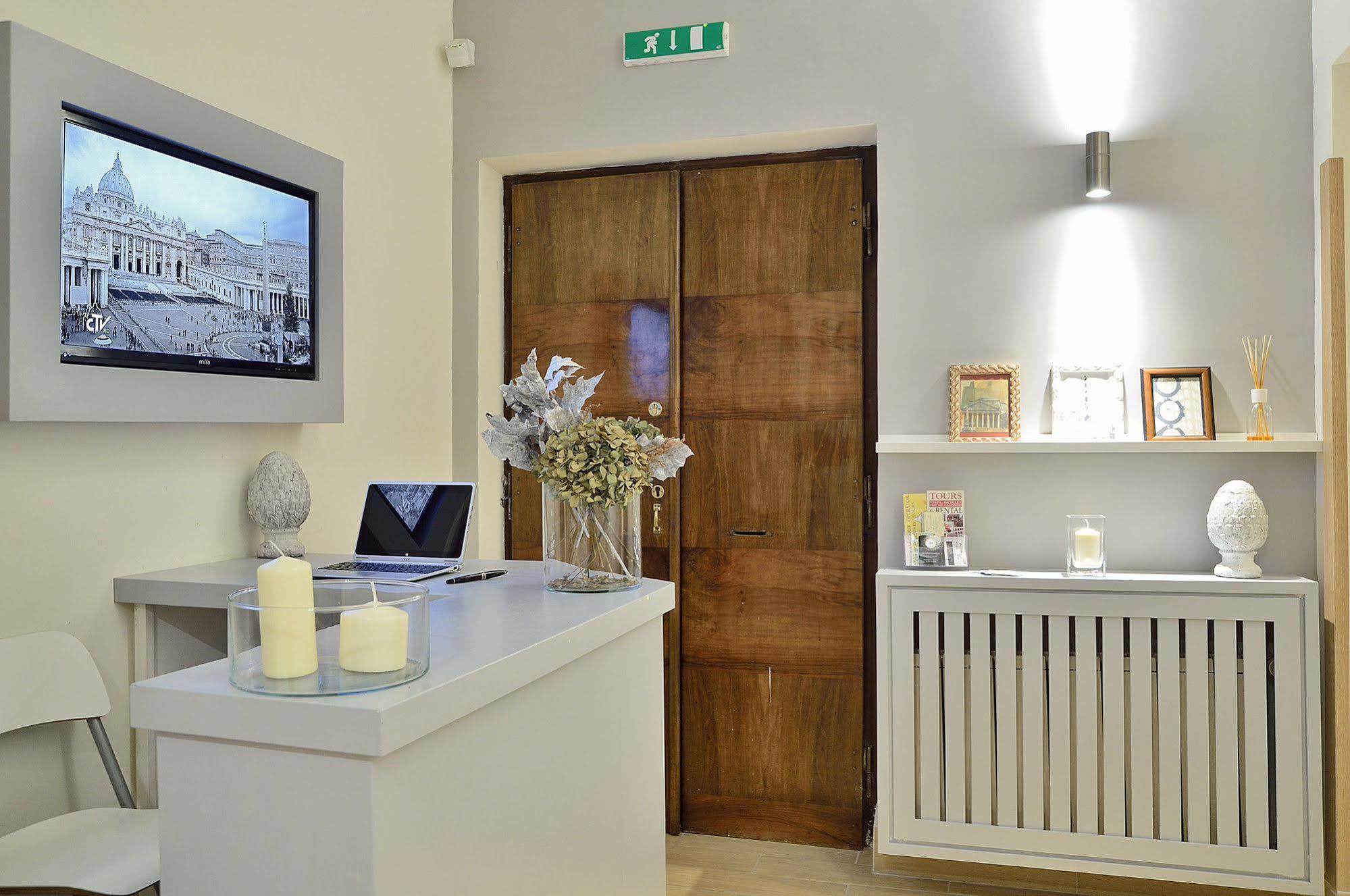 94Rooms Vatican Guest House - Vigliena روما المظهر الخارجي الصورة